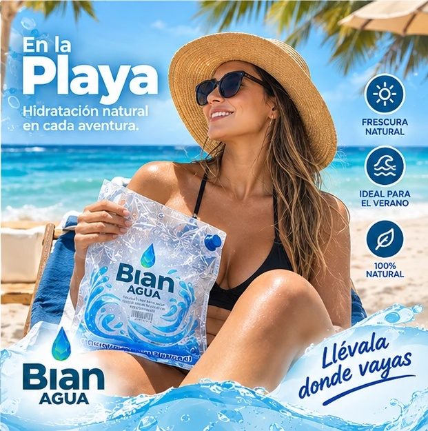 Mujer en la playa con una bolsa BIAN